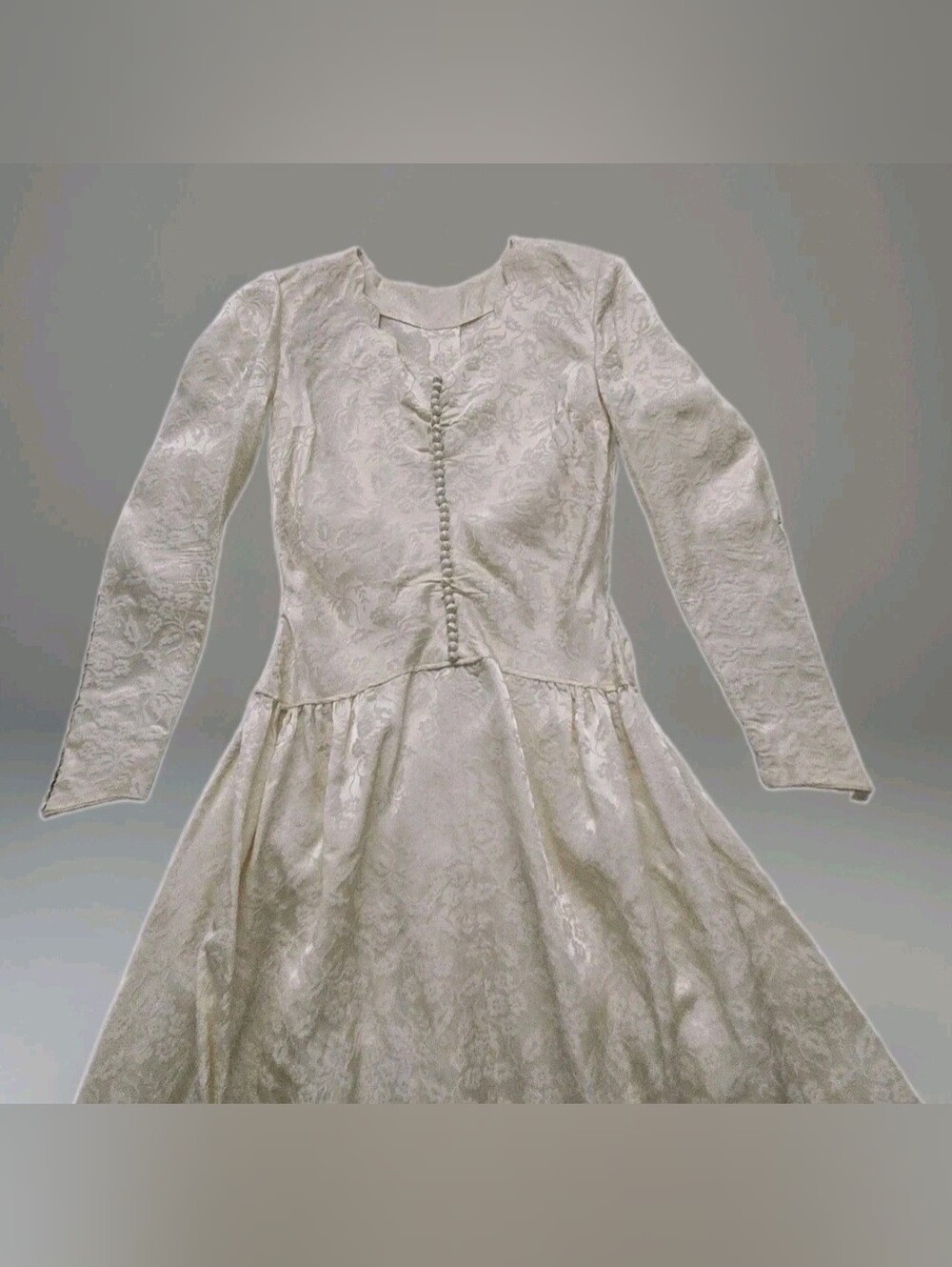 Vtg 80s Floral Ivory Satin Jacquard Wedding Gown, Button, Scallop, Train, XS